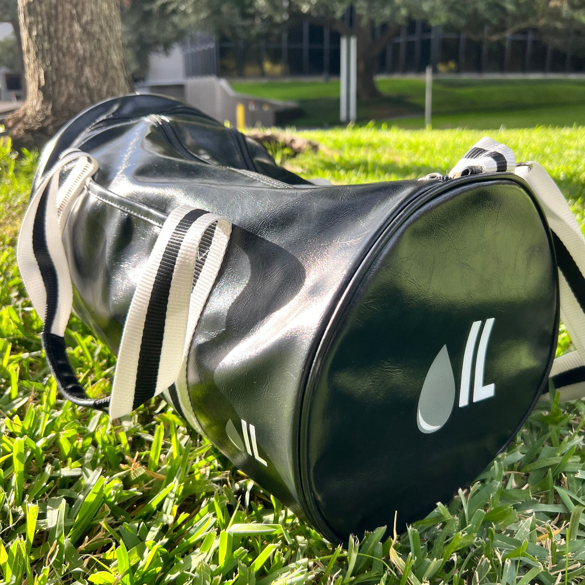 Oil Duffel Bag (Black)